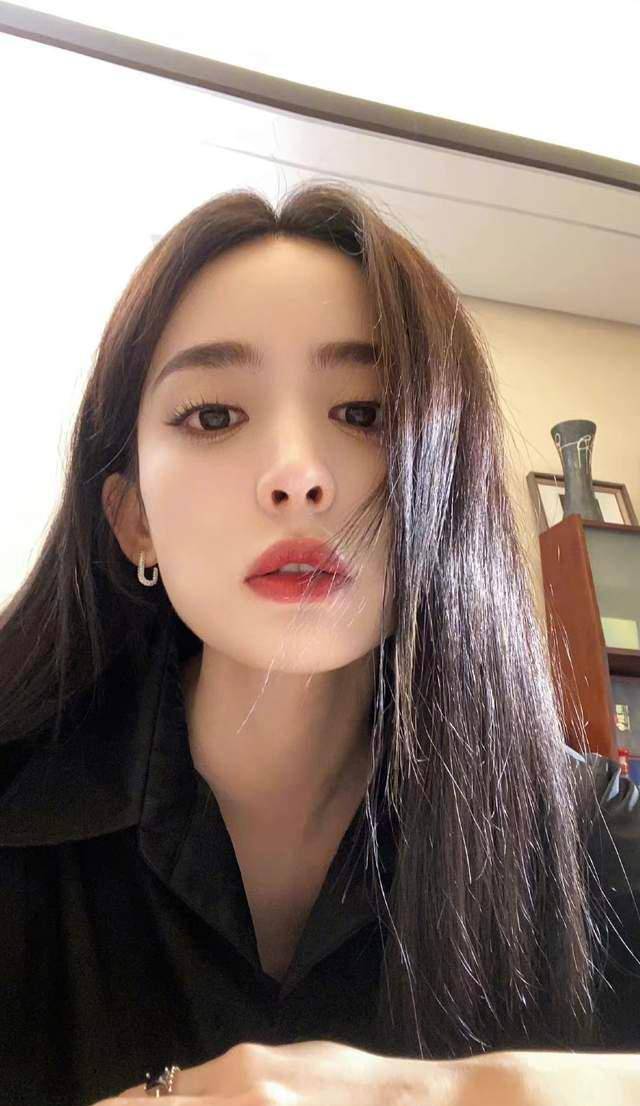 原创网传鹿晗和娜扎将二搭合作，两人曾出演《择天记》，网友期待官宣