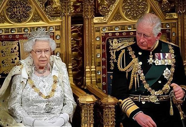 国外女王坚持不退位，查尔斯王子难道要等到八十岁继位？