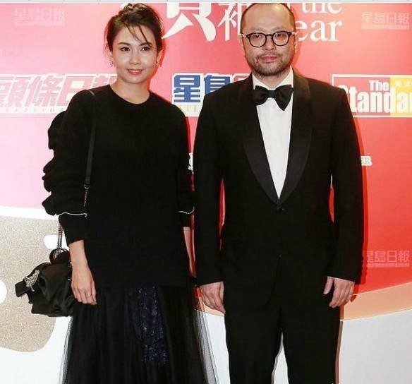 同框, 女神容颜依旧满脸幸福肥, 网友美女配野兽_沈嘉伟_时尚_都是微