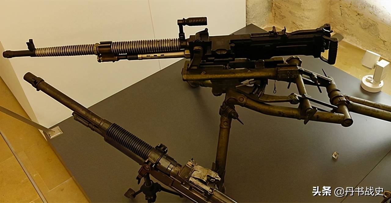 西班牙阿尔法m44机枪,二战期间买不到武器,只好自己设计制造_枪管