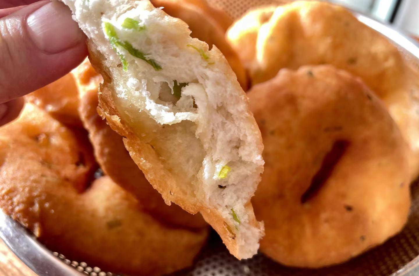 回民油香家常做法,牢记"和面3原则",蓬松暄软,比油饼还好吃_酵母_面团