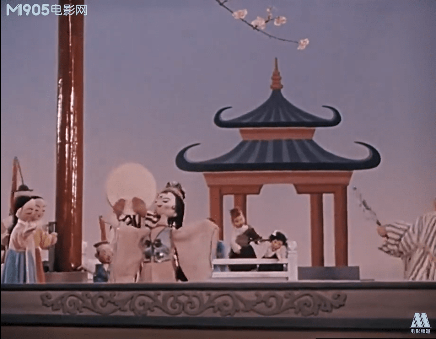 奇思妙想,童趣十足,1964年的木偶电影《小铃铛》真精彩_演出_小钟