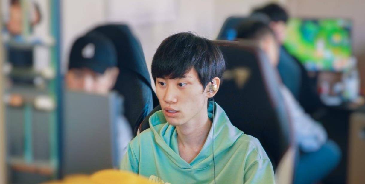 doinb:在辅助方面,我就是世界第一中单!_doinb_选手_队伍