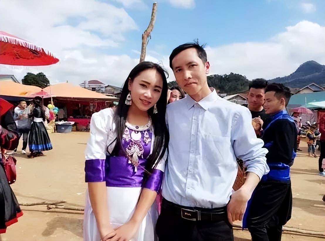 我,老挝女孩,嫁给大13岁中国老公,住农村土房子,感到很幸福_我的白马