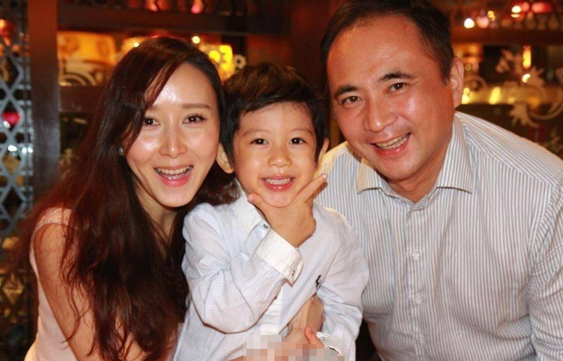 首富,老公为了不打扰她睡觉,宁愿摘除身体器官_胡静_朱兆祥_明星