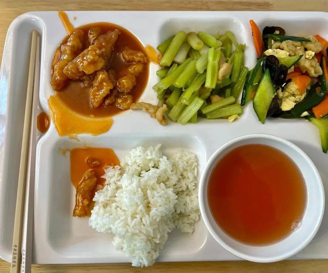 九大美院|美院食堂,哪个让你心动了?_吴越_艺术_画室