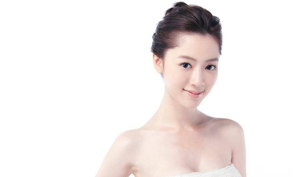 女星杨可涵逝世7年,脸书突然无预警发文让网友感到