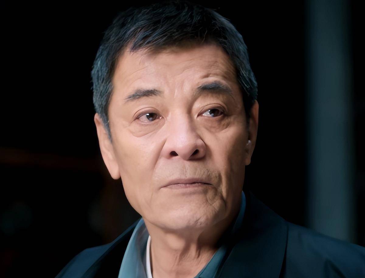 书记,还带领着全村被评为了最美乡村的称号,这样的剧情和设定也太牵强