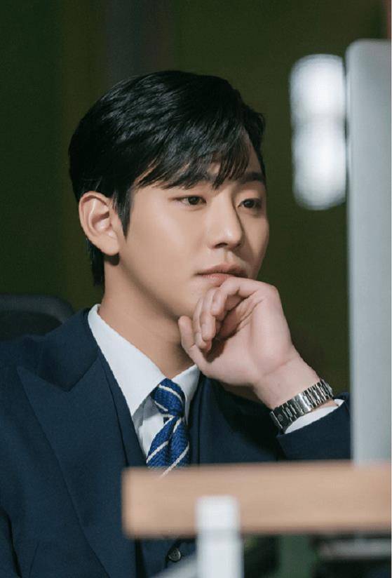 申夏莉_姜泰武_剧情