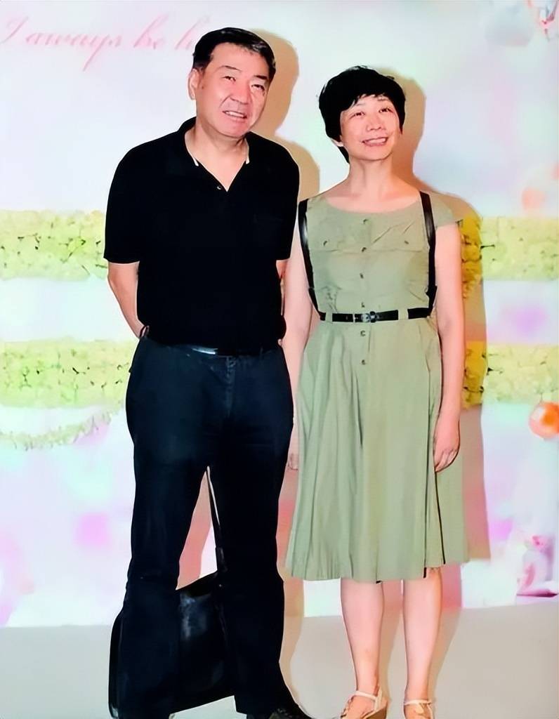 導演的戲大家都愛看,他的親情和婚姻背後有淚水_王小平_北京_工作