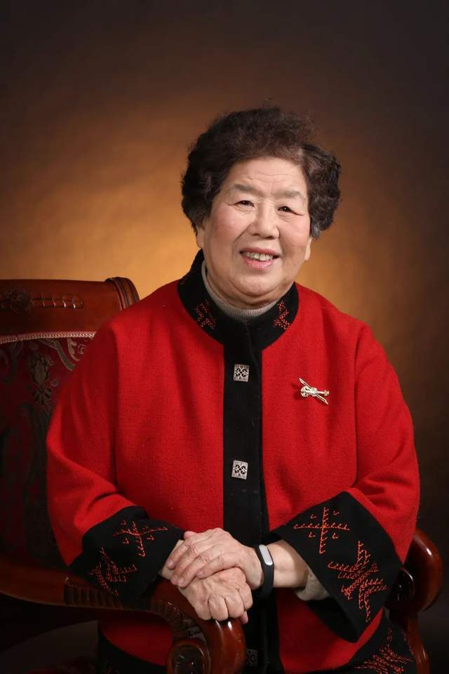 中国中医科学院广安门医院林 兰人物小传林兰,1938年