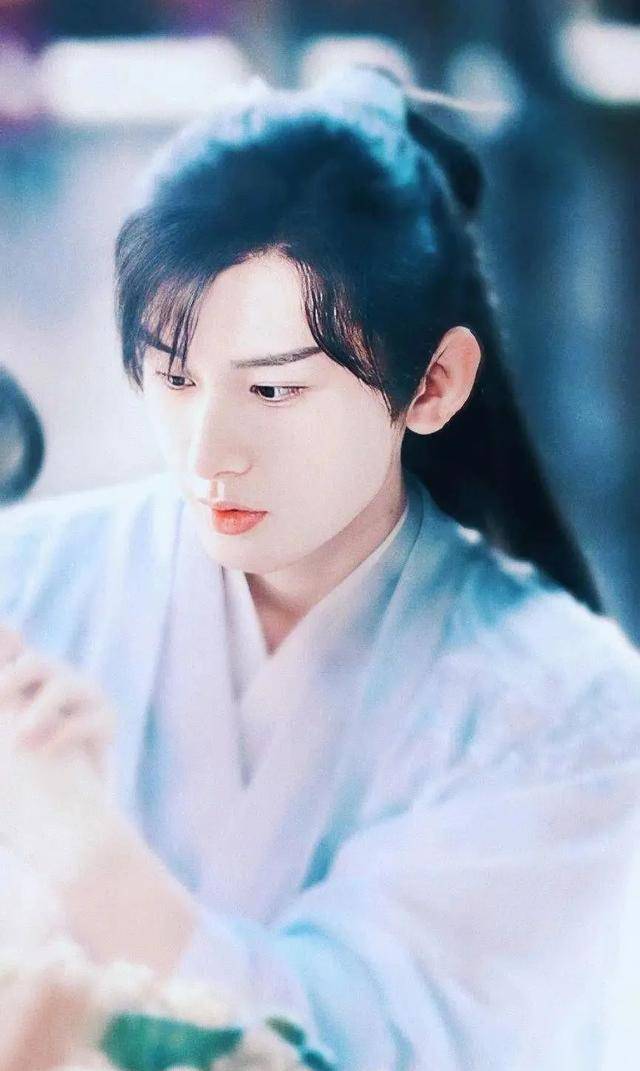 《琉璃》:典型的二线配置,看了也就图一乐!_角色_演员阵容_白甜