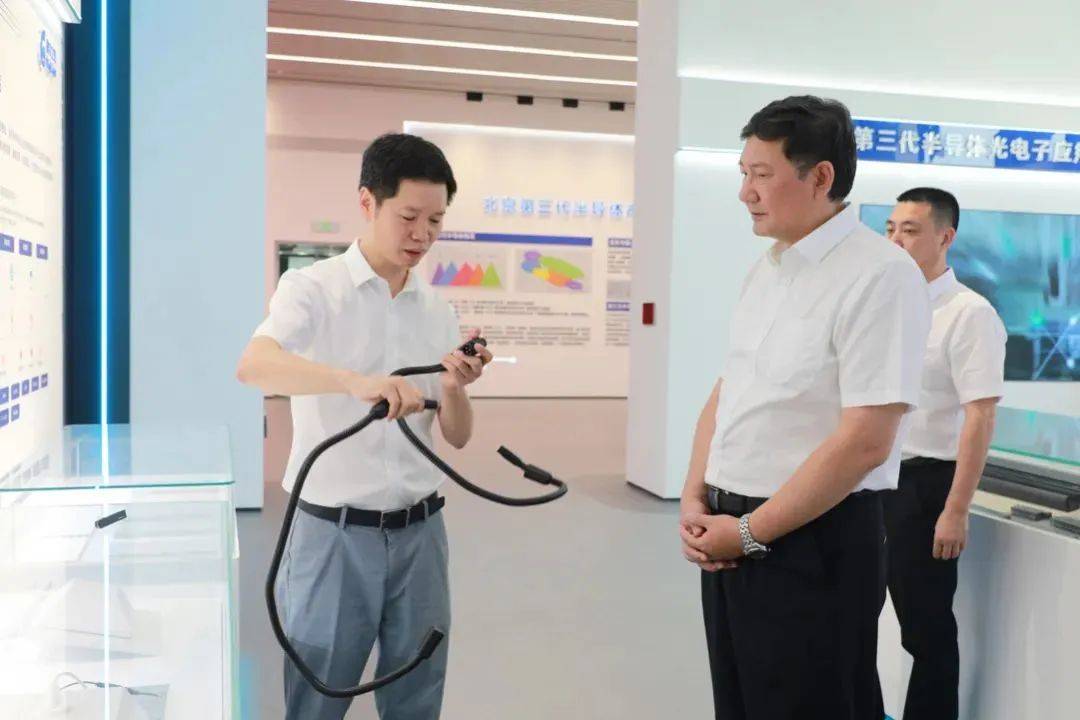 科技有限公司副总经理张志国介绍了国家第三代半导体技术创新中心