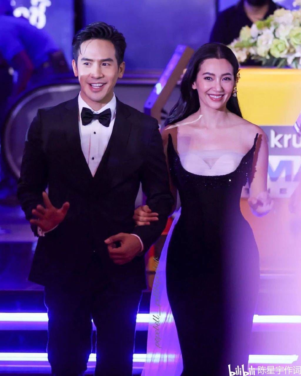 原创泰国电影天生一对2首映礼泰剧女王bellacampen被追问weir是否无缝