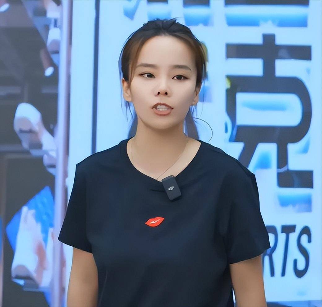 为重塑熊磊人设,让其代言鸿星尔克,曾说送许敏进监狱_红星_真相_徐岷