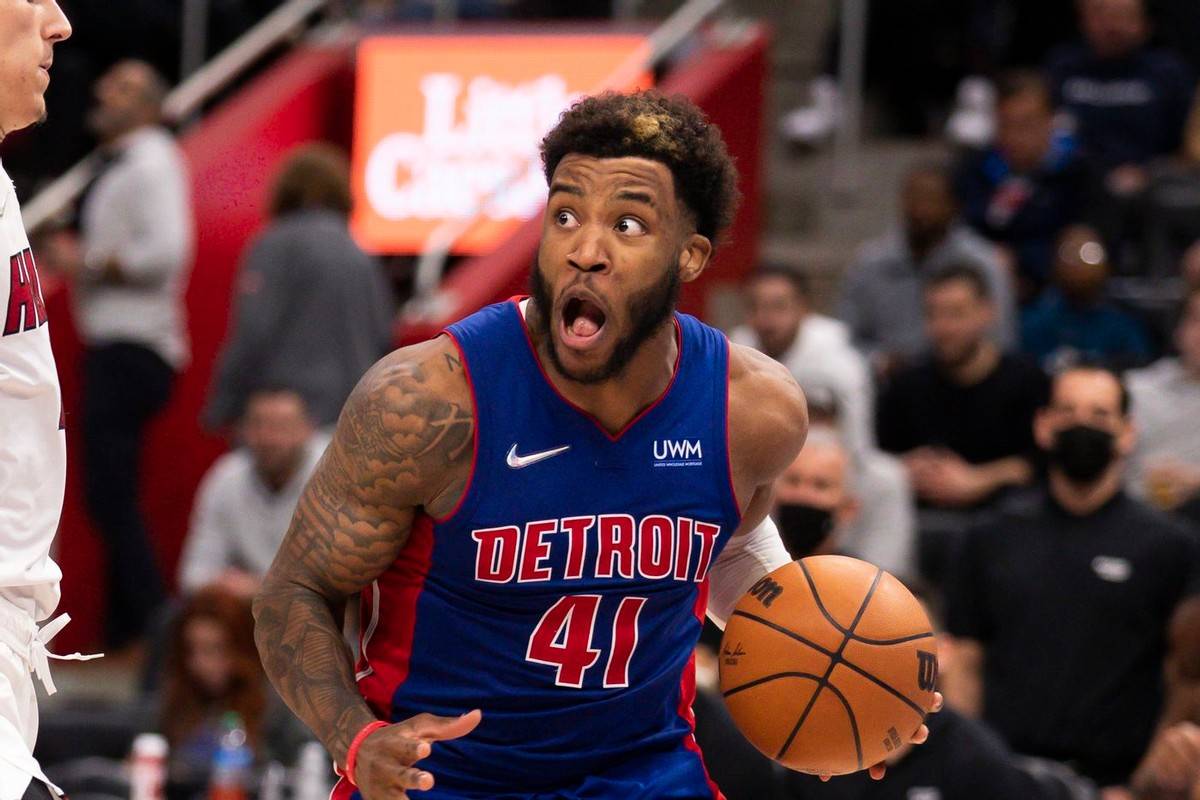 亚历克·伯克斯_诺伦斯·诺尔_1