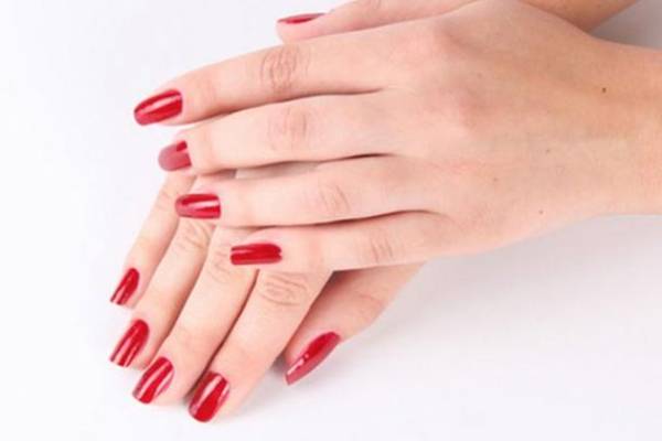 女人的手有这四种特征,一生富贵双全,命好福多晚年幸福!