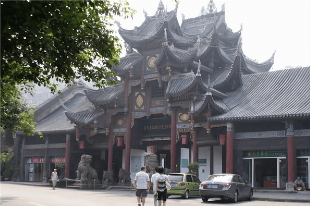 始建于乾隆元年,同乡会馆!四川一古建筑,又称关帝庙,就在自贡 - 四川风情