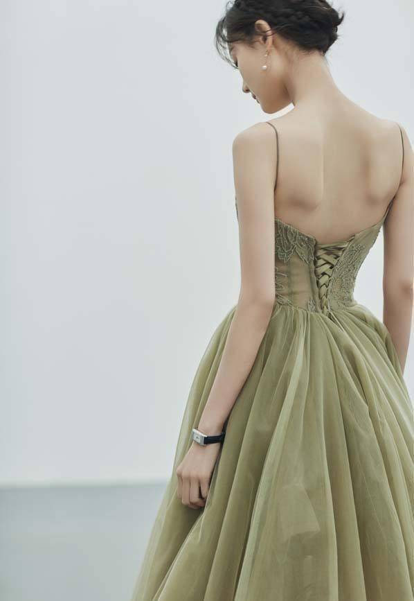 原创女明星争先恐后秀蝴蝶背这个好身材标志藏着你不知道的秘密