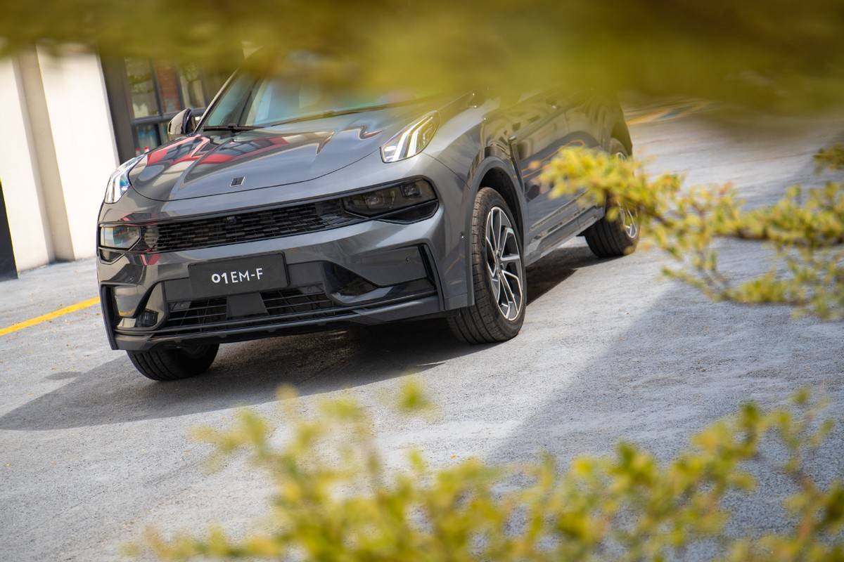 售价20万的混动车型,领克01emf正式上市_搜狐汽车_搜狐网