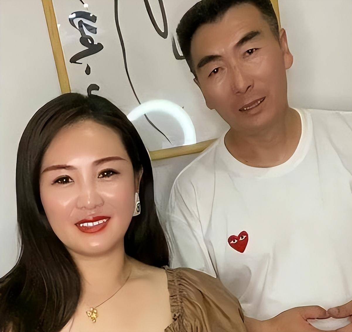 李玉成否認籌備婚禮馬玉琴支持再婚稱沒能留後是最大遺憾