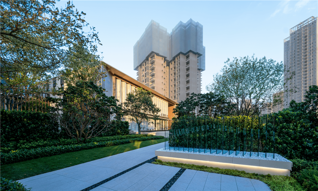 新城地产佛山盛悦之光丨以多维艺术奏响城市圆舞曲