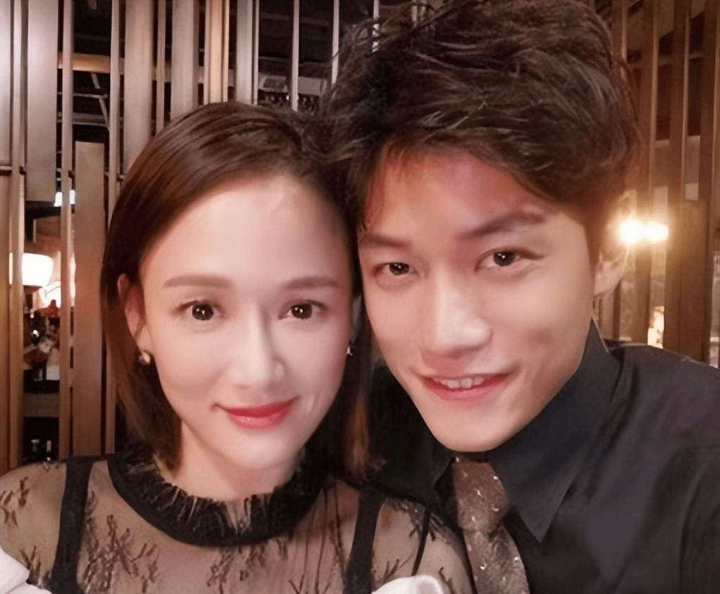 原创43岁陈乔恩默认怀孕传闻网传男方家生意出问题她一直拿钱贴补