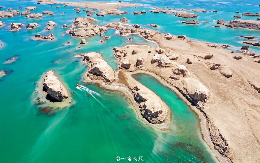 青海旅行发现“百鸟千岛湖”，形似外星球的眼泪，周边都是无人区