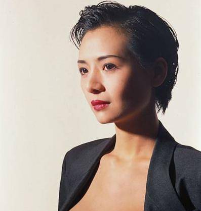 原创一代明星叶子楣53岁痛失男友相恋26年不婚不育今过得如何