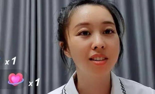 三石带货鸿星尔克,开播即被叫停,网友:三石是在拆吴