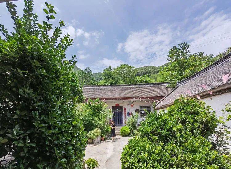 中国摄影小镇云阳摄影协会东花园村采风记