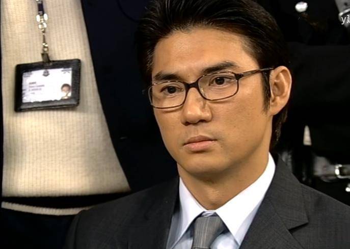 那些被tvb埋没的男星,明明长相演技都不俗却只能演炮灰和变态_郭耀明