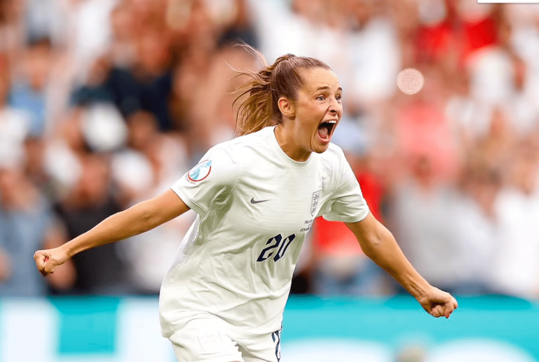 英格兰女足欧洲杯获胜!搞体育他们是认真的_米尔菲尔德_英国_图片