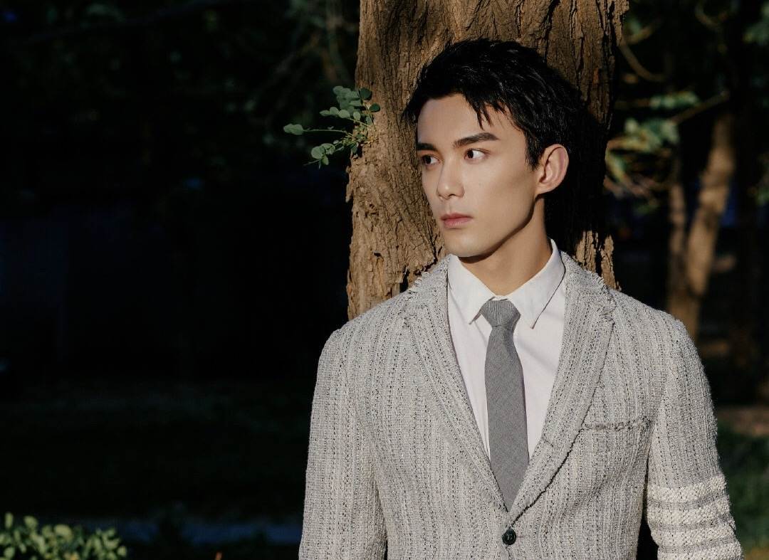 从吴磊到张雪迎,"家庭作坊工作室"到底有多坑?_鹅厂_双男_因为