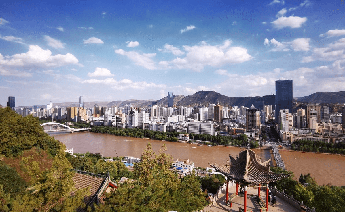 大西北需要多核心城市共同引领兰州乌鲁木齐堪当大任