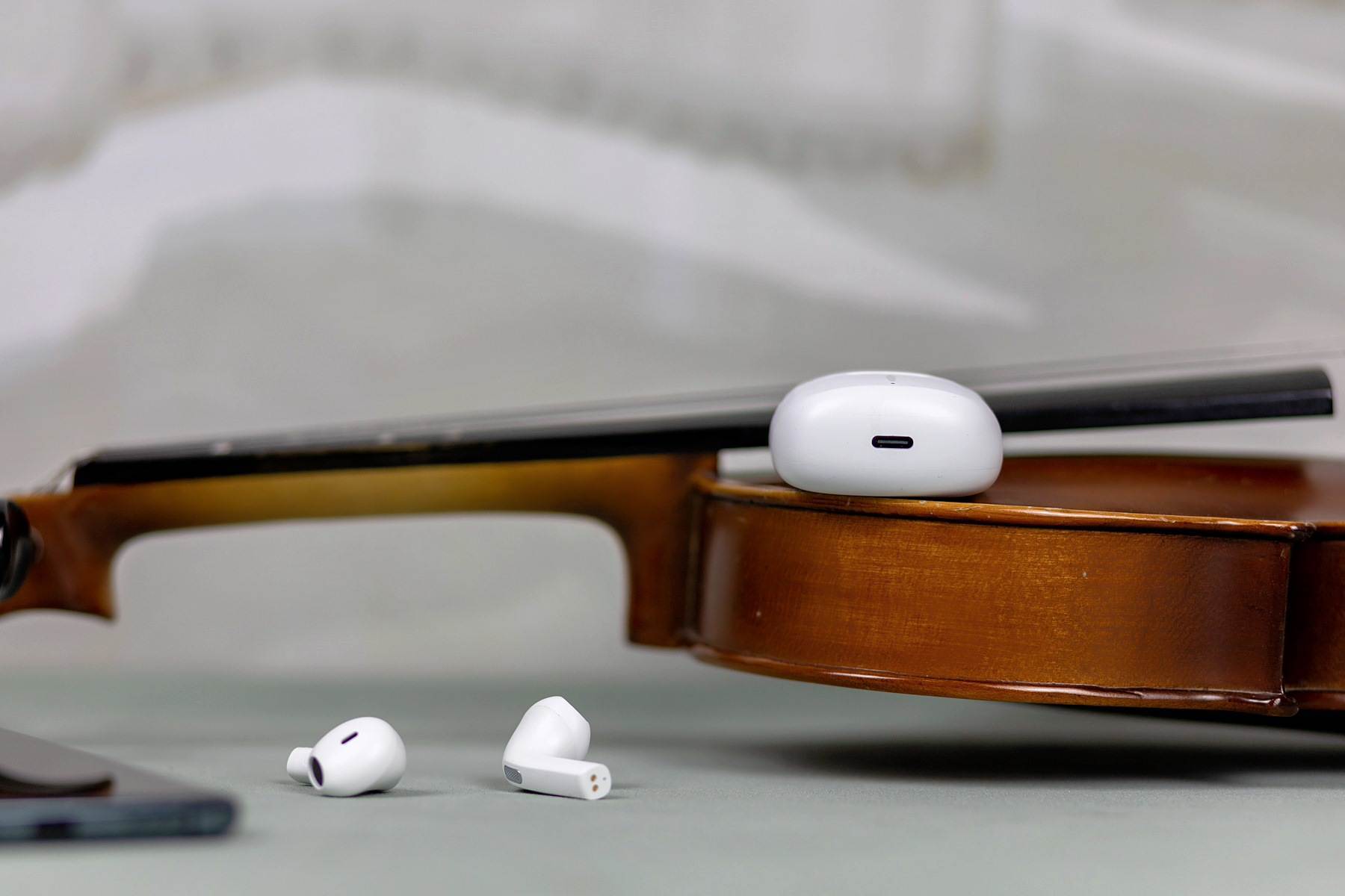 英雄HERO E1蓝牙耳机，朴实的外观给你非凡的体验