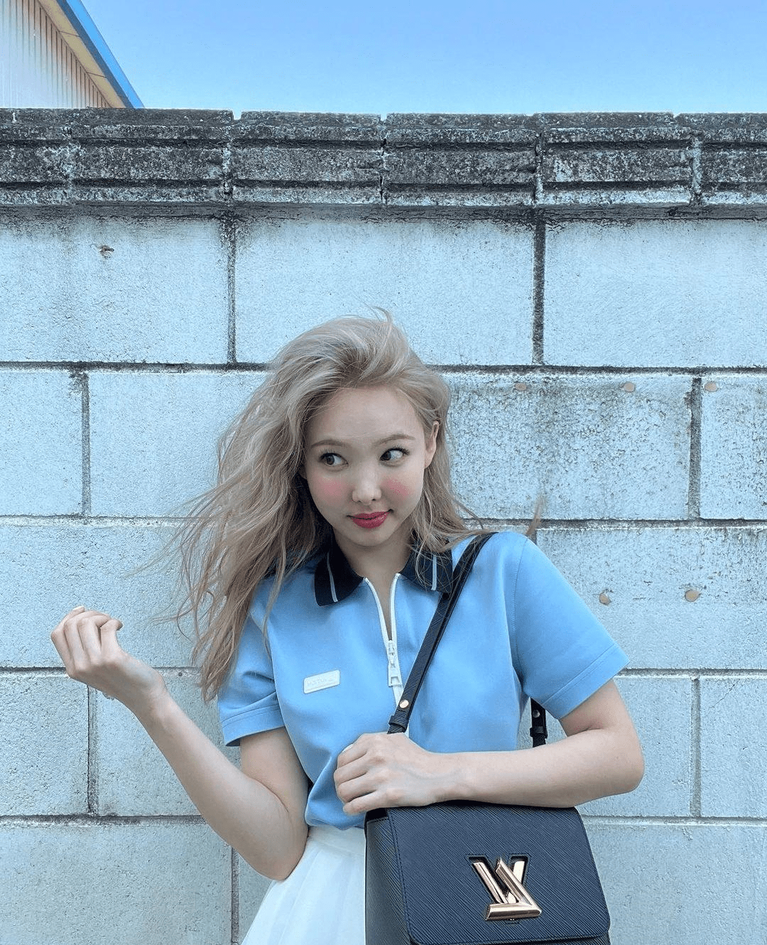 twice娜琏晒近照,清爽的腮红,新鲜感加倍的可爱_林娜琏_娜娜_韩团小