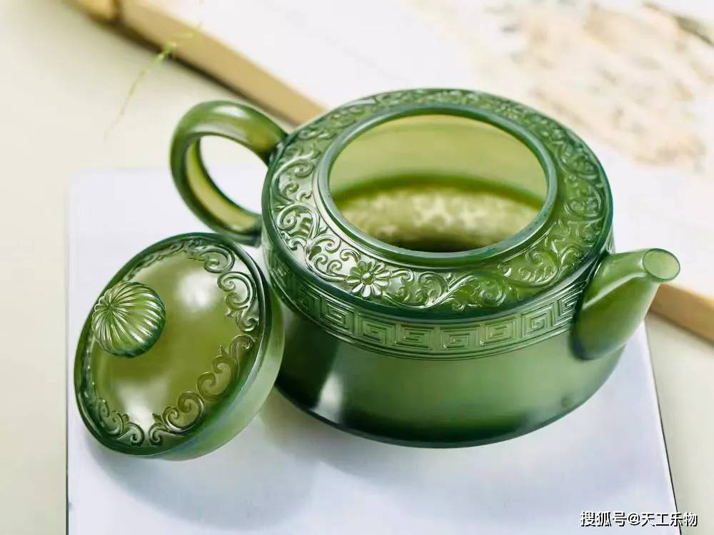 碧玉　鼈甲手茶碗　清朝 碧玉 鼈甲手茶碗 清朝