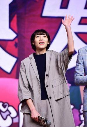 88年任素汐不看简历真看不出来简约穿搭怎么都像70后