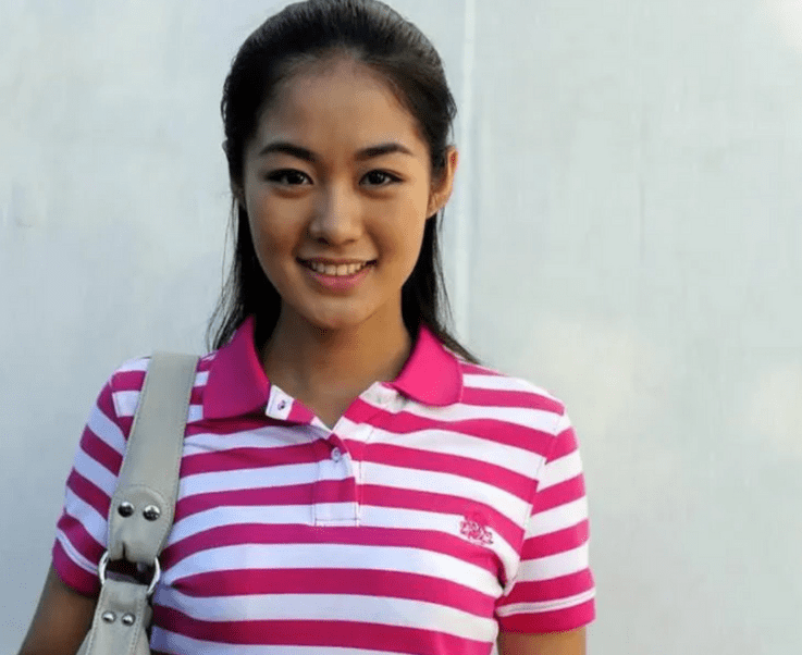 王小蒙不顾赵本山强烈反对,一心要嫁给身价过亿的富豪,结果如何_毕畅