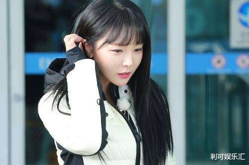 而最近一年来,除了张润贞,洪真英之外,又有一位trot女歌手引起了外界