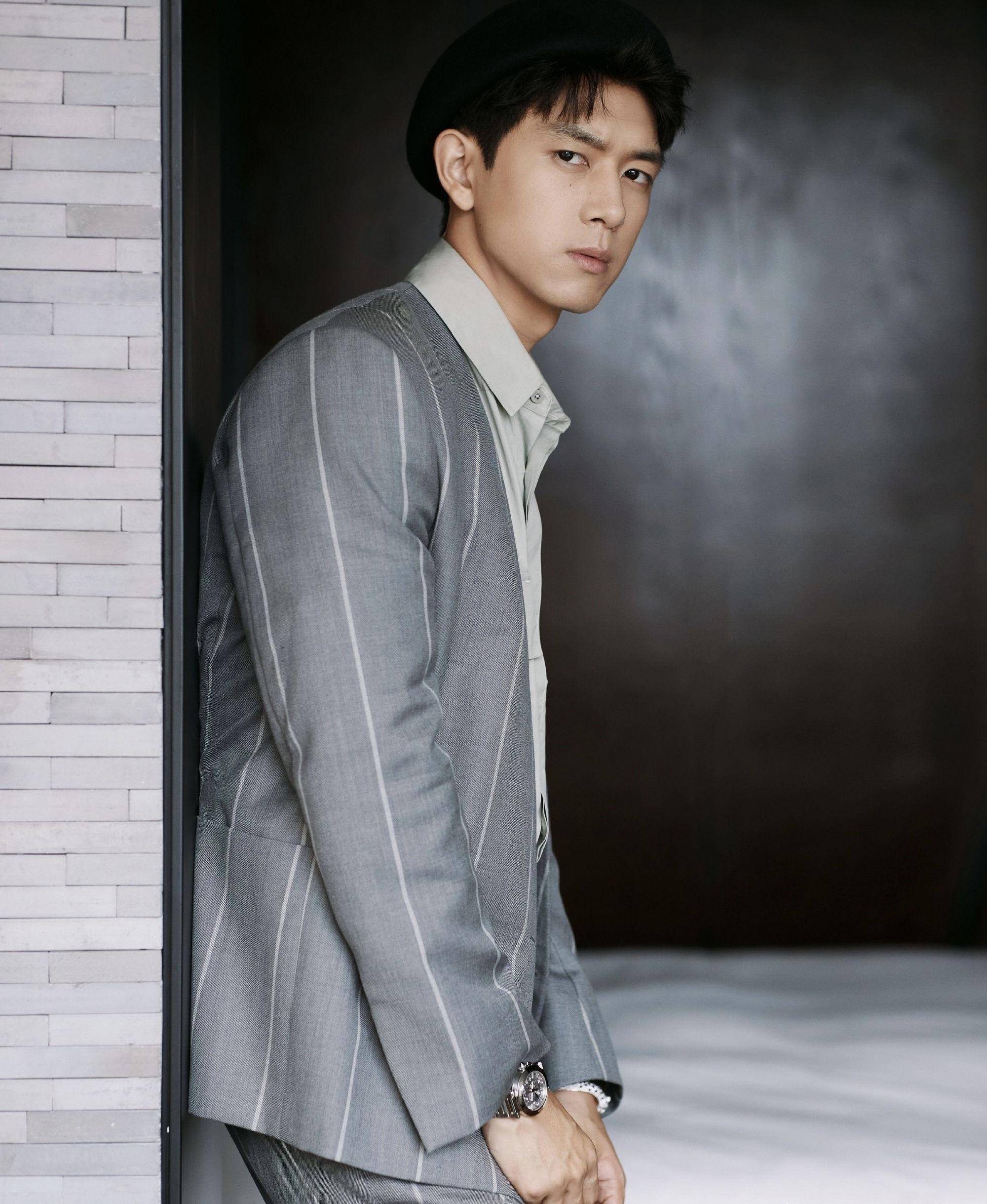 四大"顶流男星"无人出局,新顶流出现三位,却很难取代_丁禹兮_人气_肖