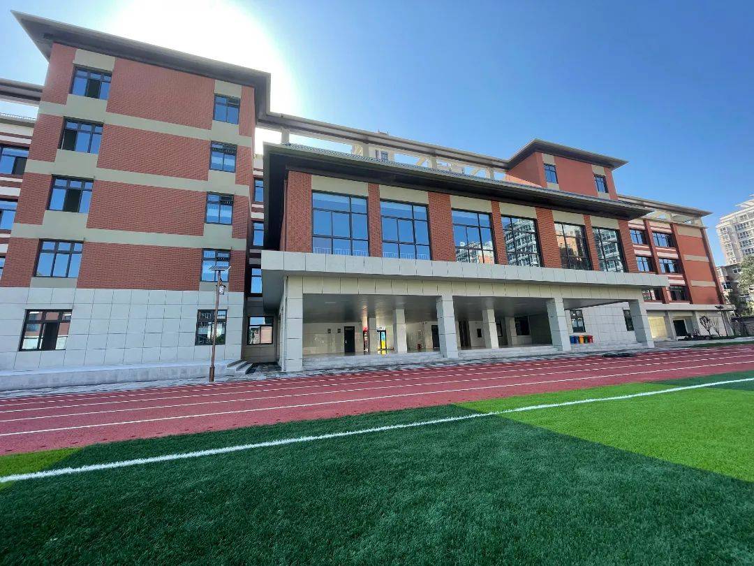 惠济区东风路小学兴隆校区揭牌亮相啦!_课程_的发展_办学