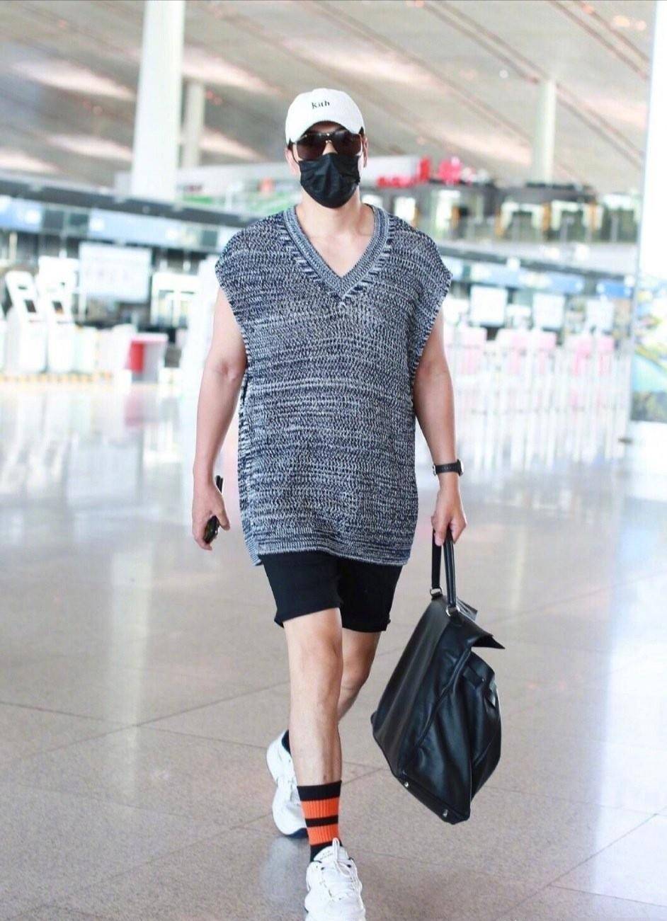 张亮身材"发福"竟也踩中穿搭"雷区"!微胖"3不穿"法则送你