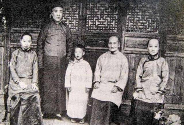 原创
鲁迅死后朱安不断收到赠款,却欠四千债务,她的钱都花到哪了