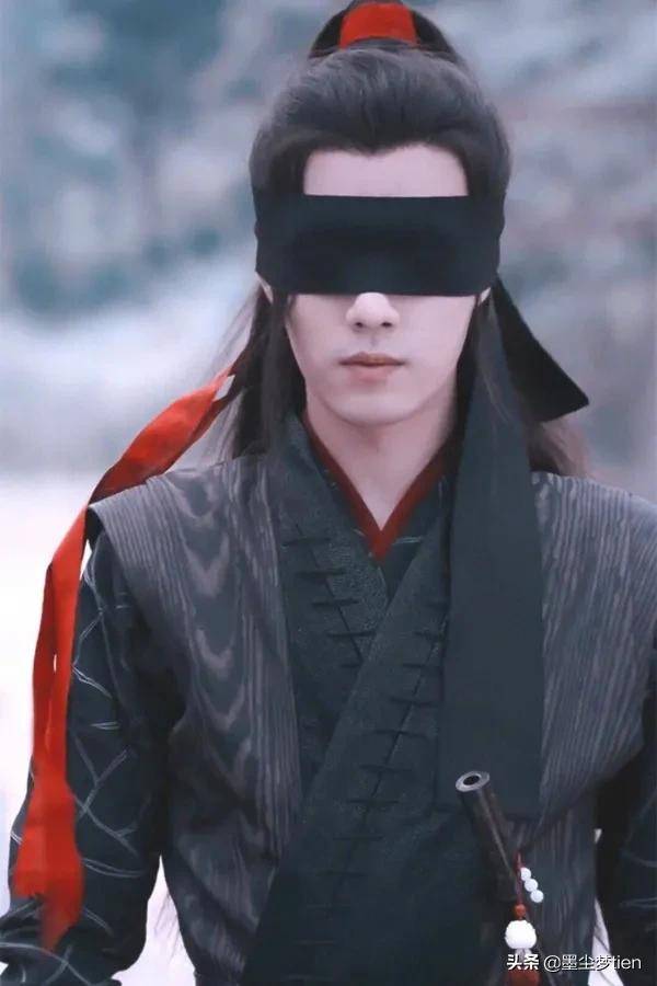 爱豆绝美蒙眼照肖战潇洒王一博帅气看到张艺兴这谁扛得住