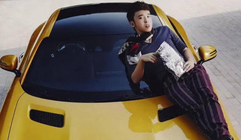 经纪文化有限公司的总经理,在娱乐圈中有着响当当的地位,对董子健来说