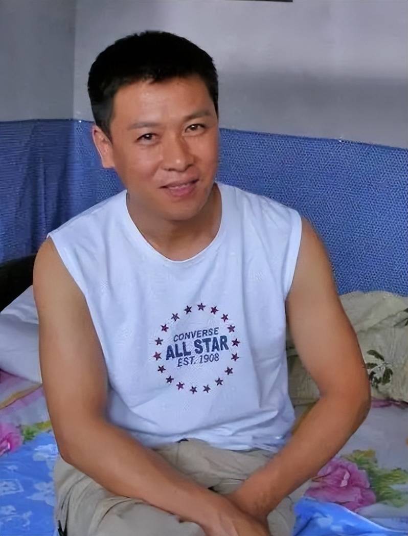 胡亚捷与汤静相互嫌弃的婚姻越吵感情越牢固