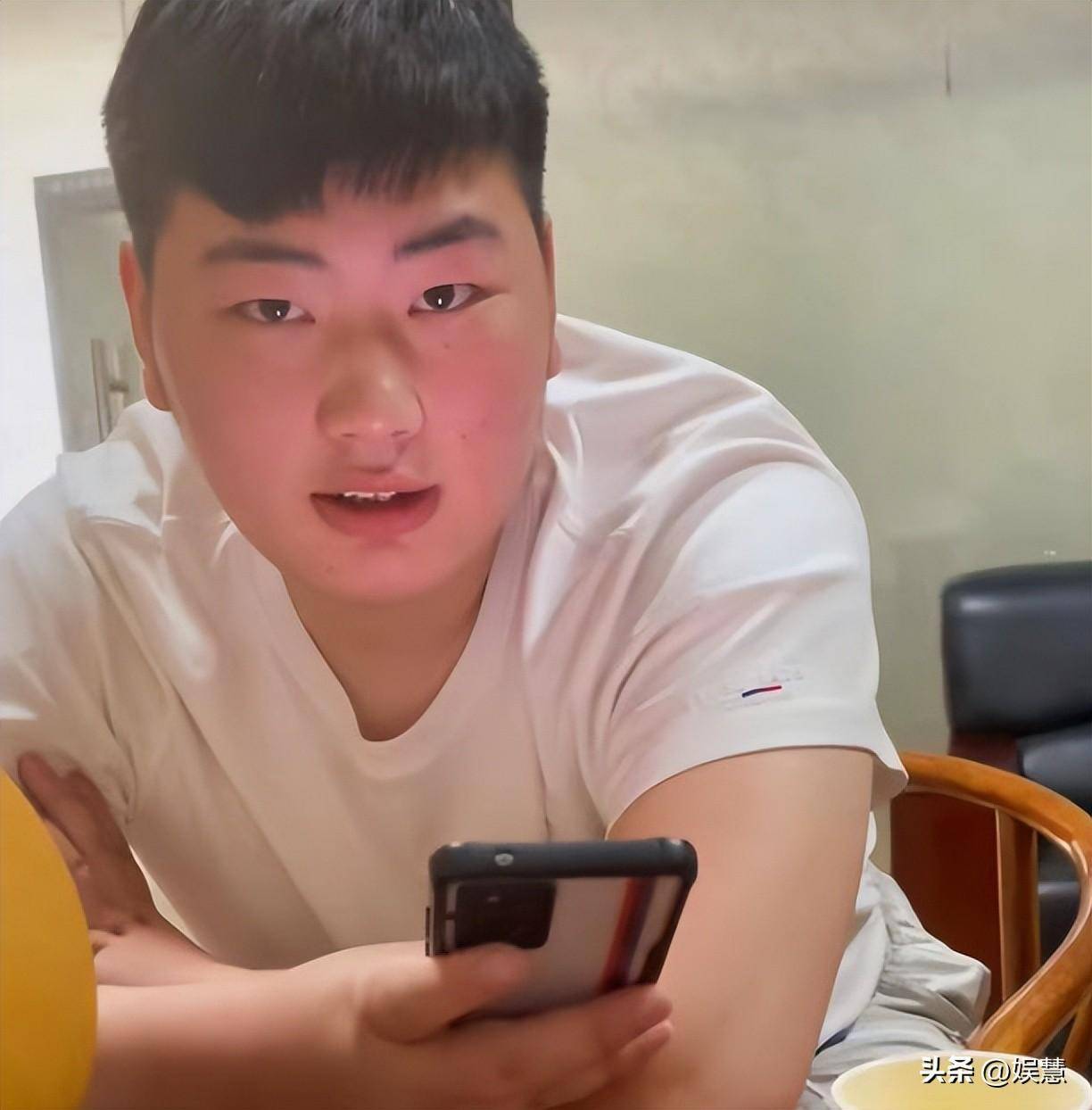 陈萌怀孕"实锤"?朱单伟正在封闭训练,不实消息可别再乱传了-舞儿网