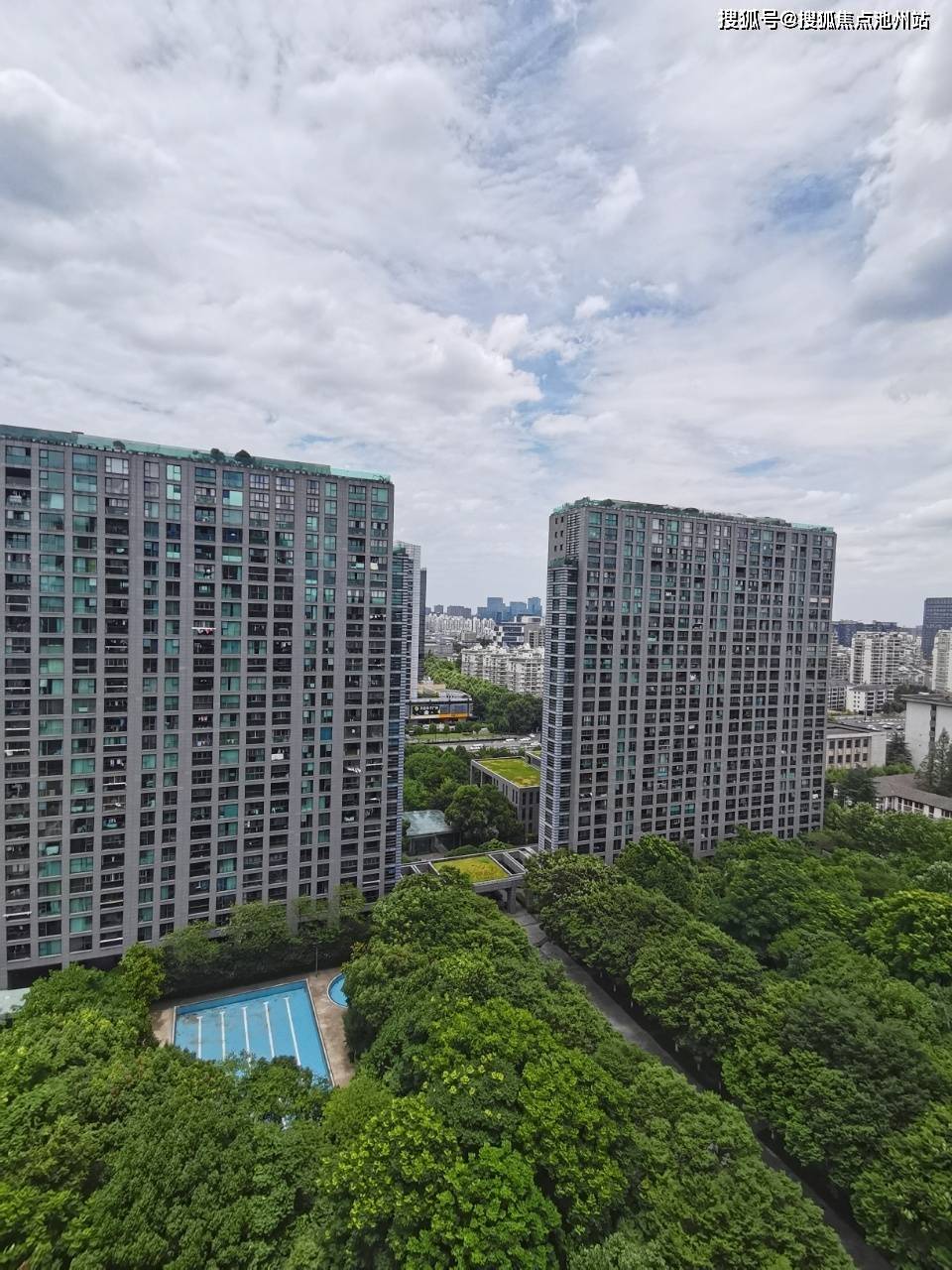 首页:西湖区教工路【银马公寓】售楼处电话400-100-1299转9888二手房